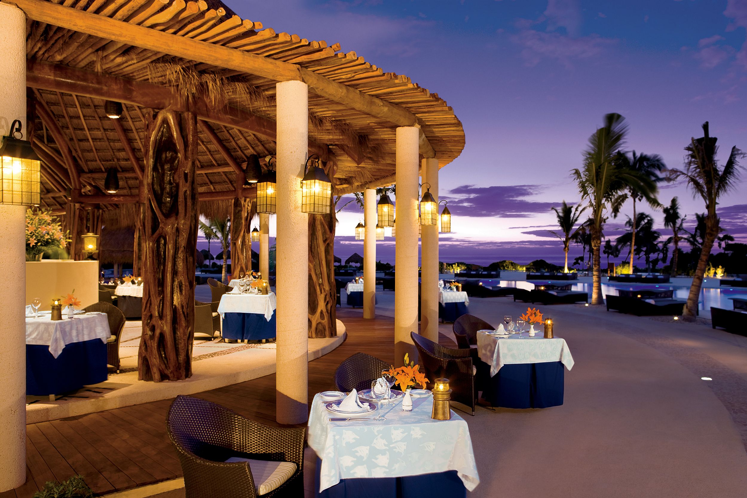 Dining Drinks Previous Next