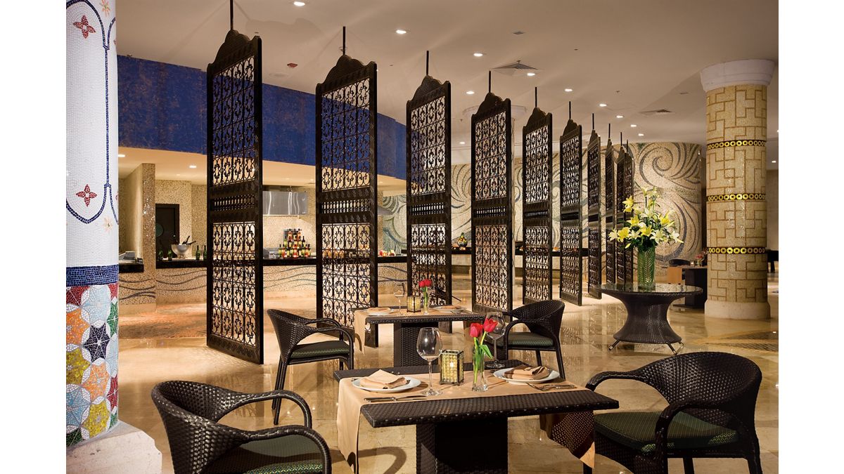 Dining Drinks